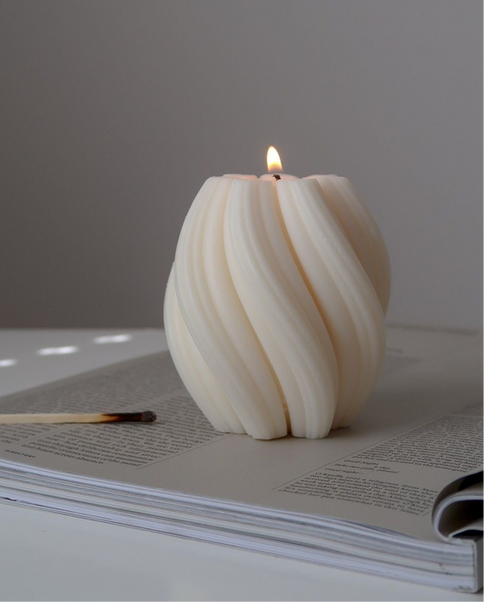 Swirl candle